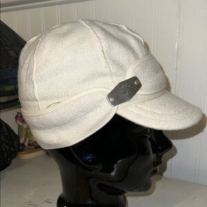 Stormy Kramer Cream Wool Cap with Metal Accent 6 5/8